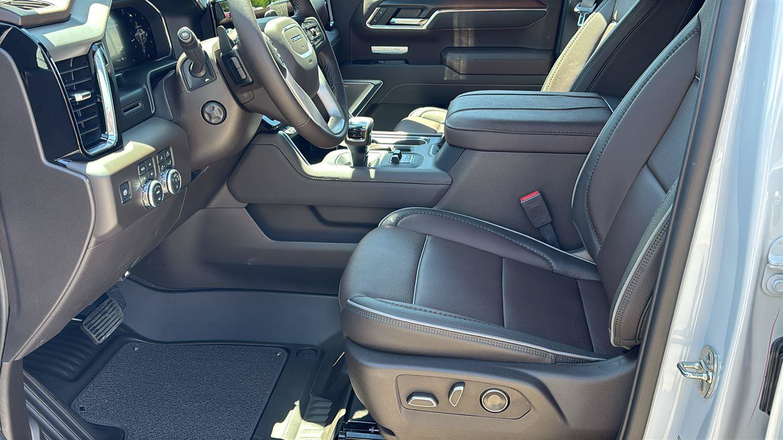New 2026 GMC Sierra 1500 Denali AWD/4WD image 15