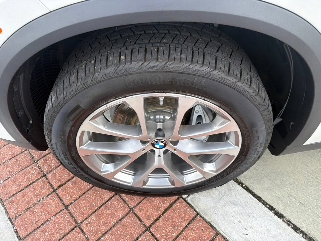 New 2026 BMW X5 sDrive40i w/ Premium Package RWD image 9