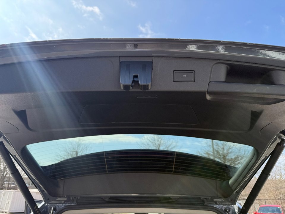 New 2026 Volkswagen Atlas SE image 14