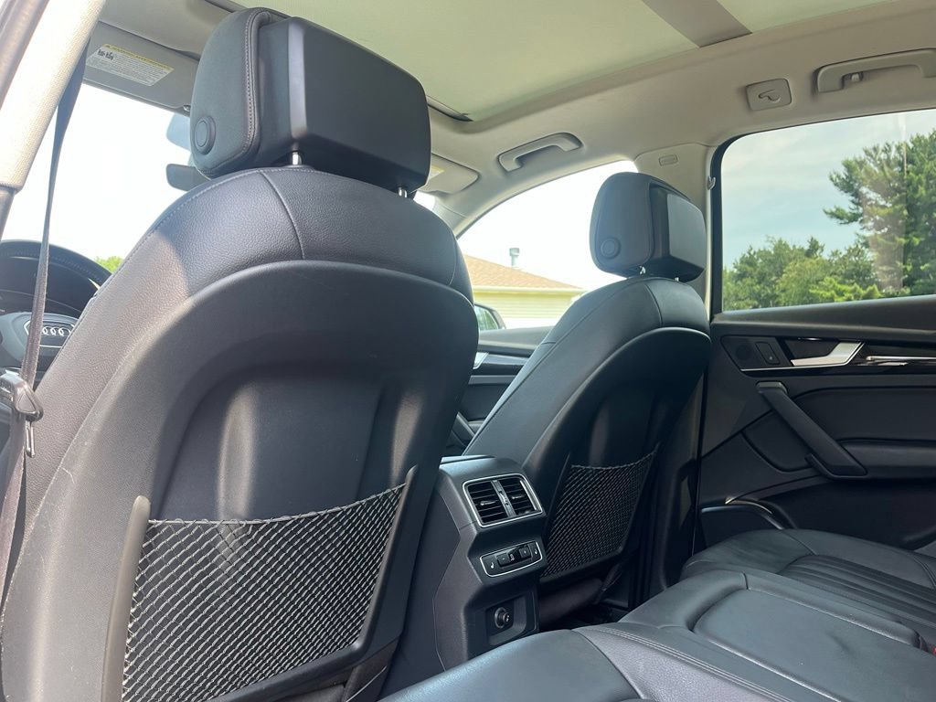 Used 2018 Audi Q5 2.0T Premium Plus w/ Premium Plus Package AWD/4WD image 25