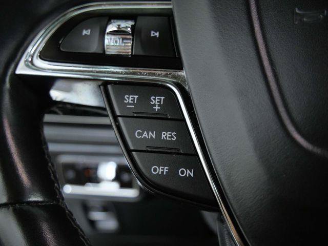 Used 2023 Lincoln Nautilus Reserve w/ Luxury Package AWD/4WD image 16