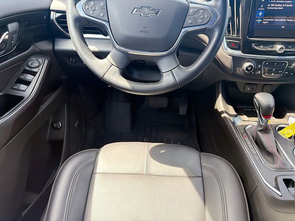 Used 2023 Chevrolet Traverse RS FWD image 17