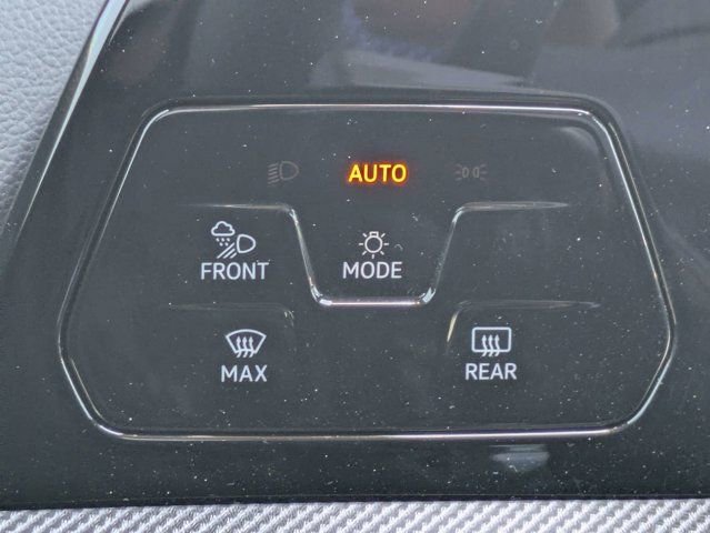 Used 2026 Volkswagen Golf AWD/4WD image 28