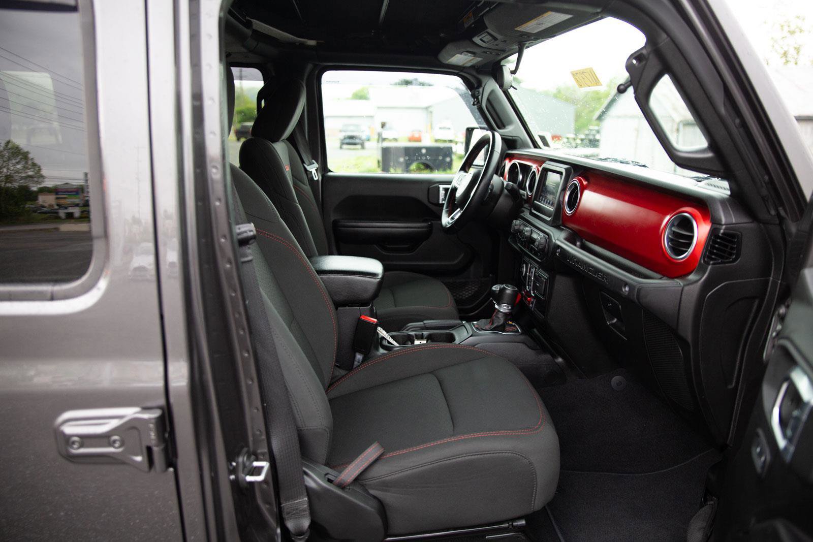 Used 2021 Jeep Wrangler Unlimited Rubicon AWD/4WD image 25