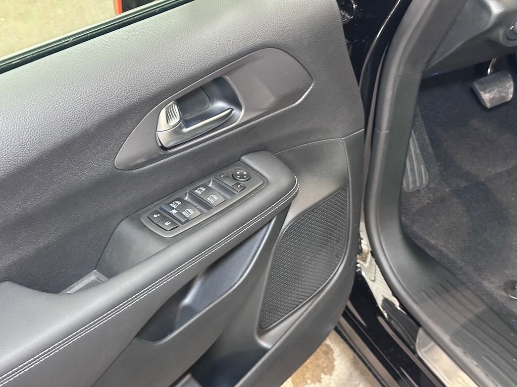 New 2026 Chrysler Voyager LX image 19