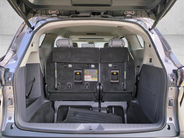 Used 2022 Toyota Sienna XLE w/ XLE Plus Package FWD image 6