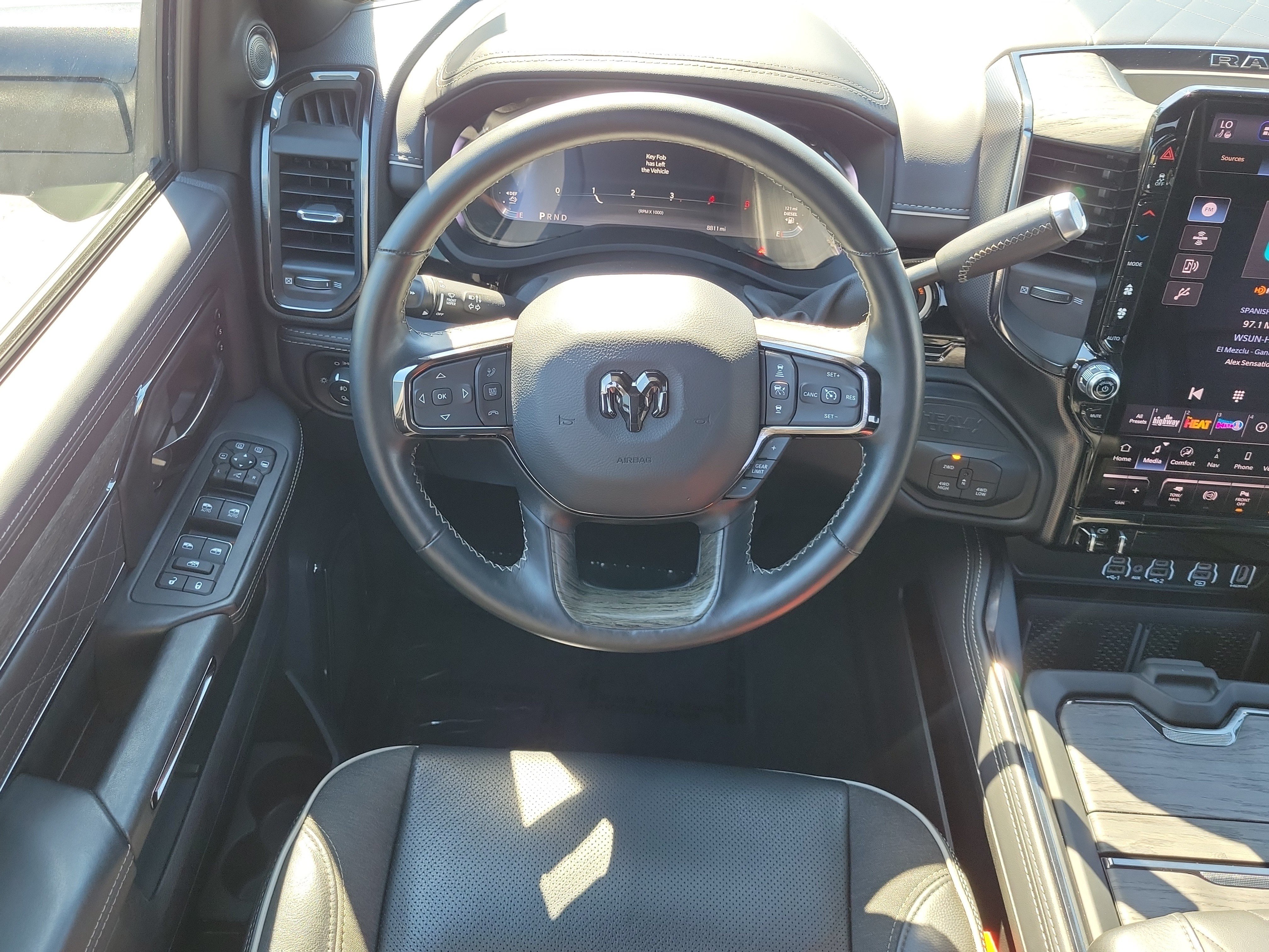 Used 2026 RAM 2500 Limited AWD/4WD image 17
