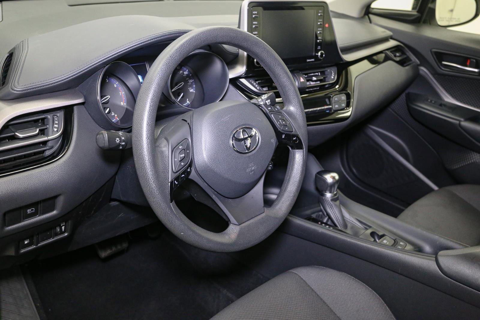 Used 2021 Toyota C-HR LE image 23