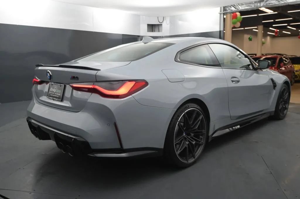 Used 2021 BMW M4 Competition RWD image 5