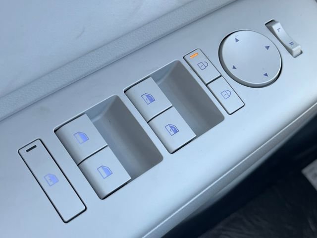 New 2026 Hyundai Kona SEL Premium image 19