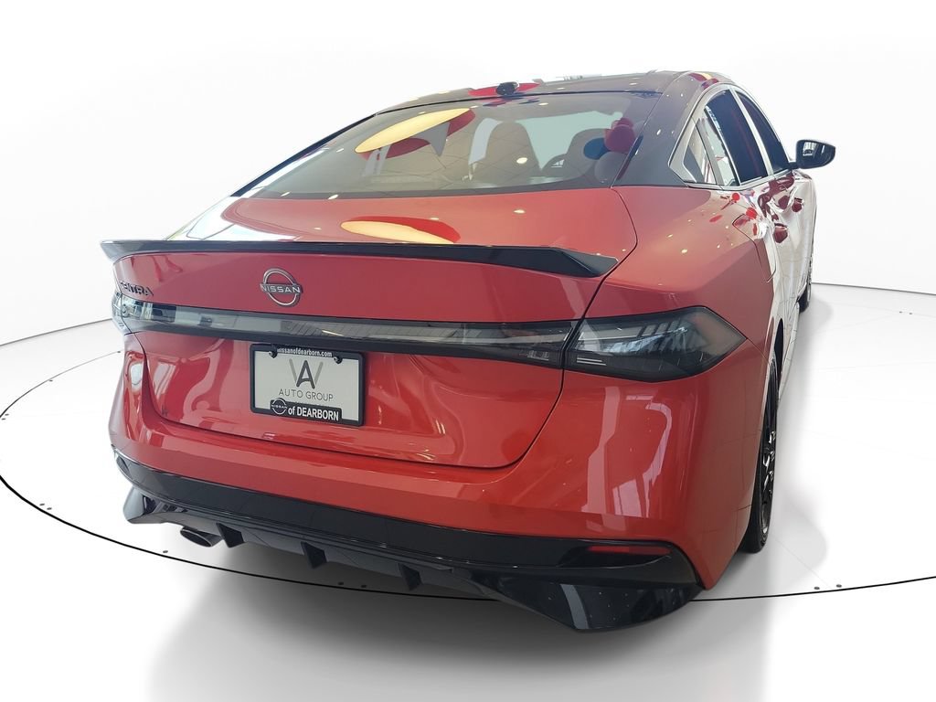 New 2027 Nissan Sentra SR w/ SR All Weather Package FWD image 4