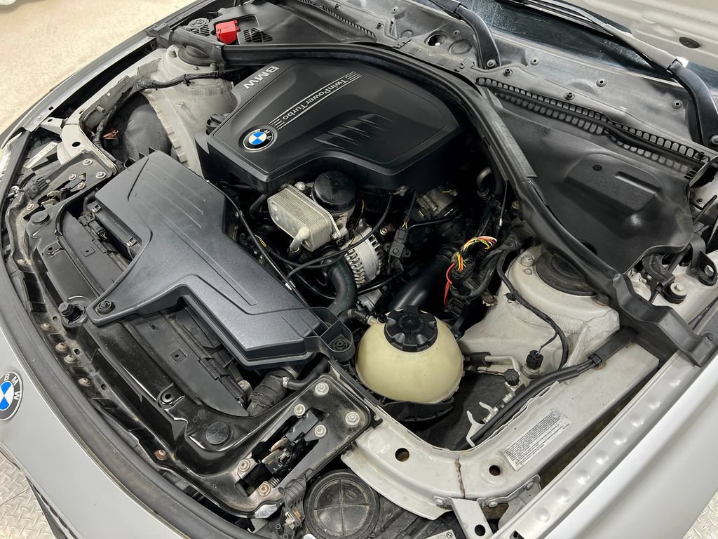 Used 2013 BMW 328i xDrive Sedan AWD/4WD image 29