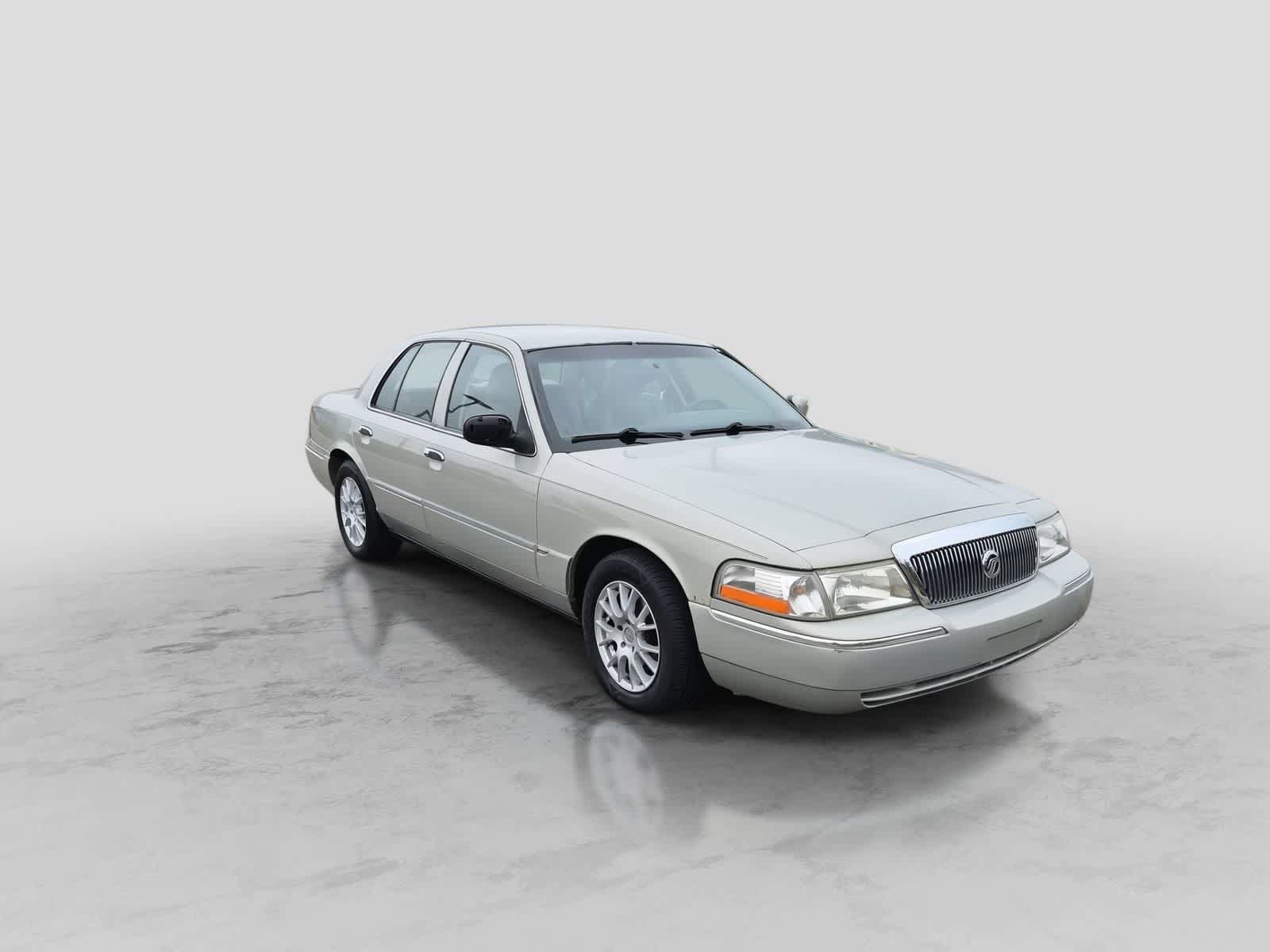 Used 2004 Mercury Grand Marquis LS RWD image 2