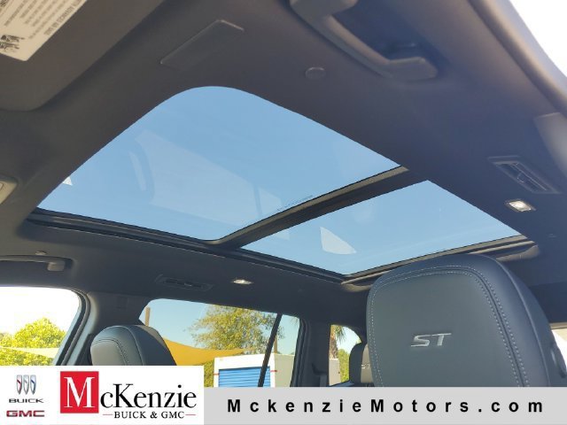 New 2027 Buick Enclave Sport Touring w/ Power Package FWD image 7