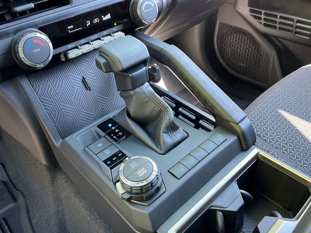New 2026 Toyota 4Runner SR5 AWD/4WD image 20