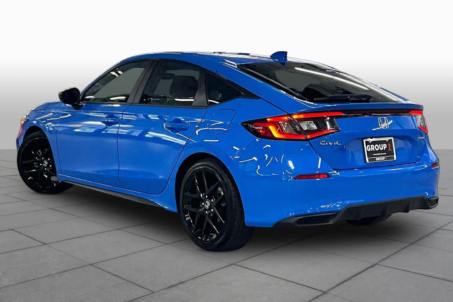 Used 2025 Honda Civic Sport image 12