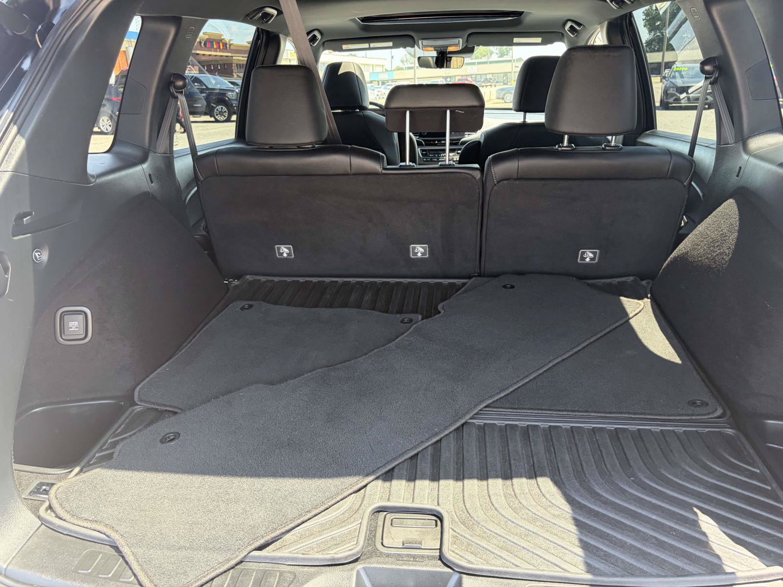 Used 2023 Honda Passport EX-L image 9