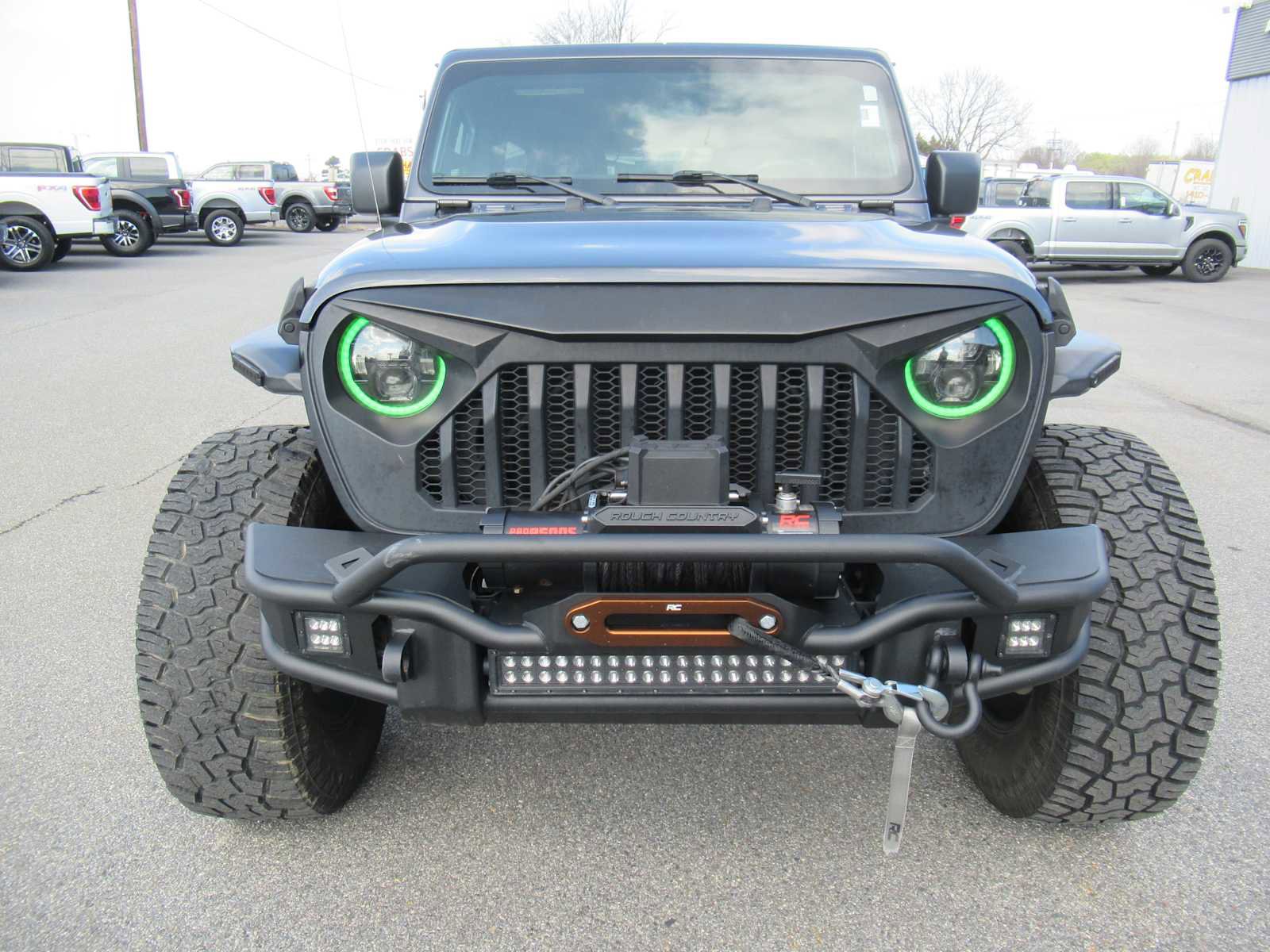 Used 2019 Jeep Wrangler Unlimited Sport S image 2
