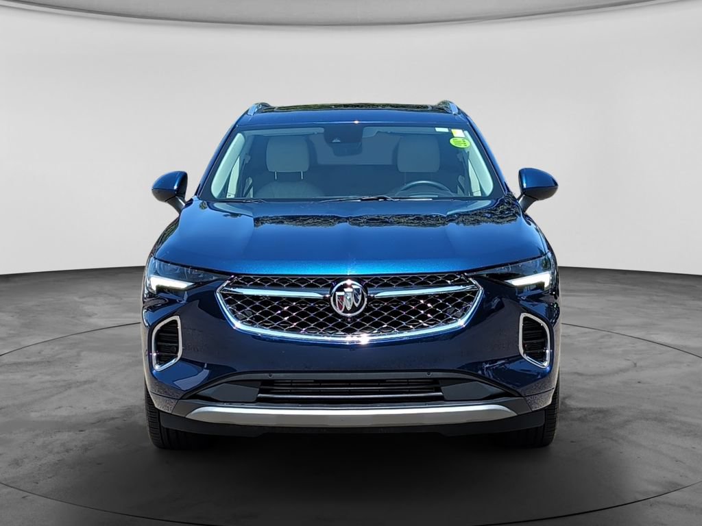 Used 2023 Buick Envision Avenir AWD/4WD image 2