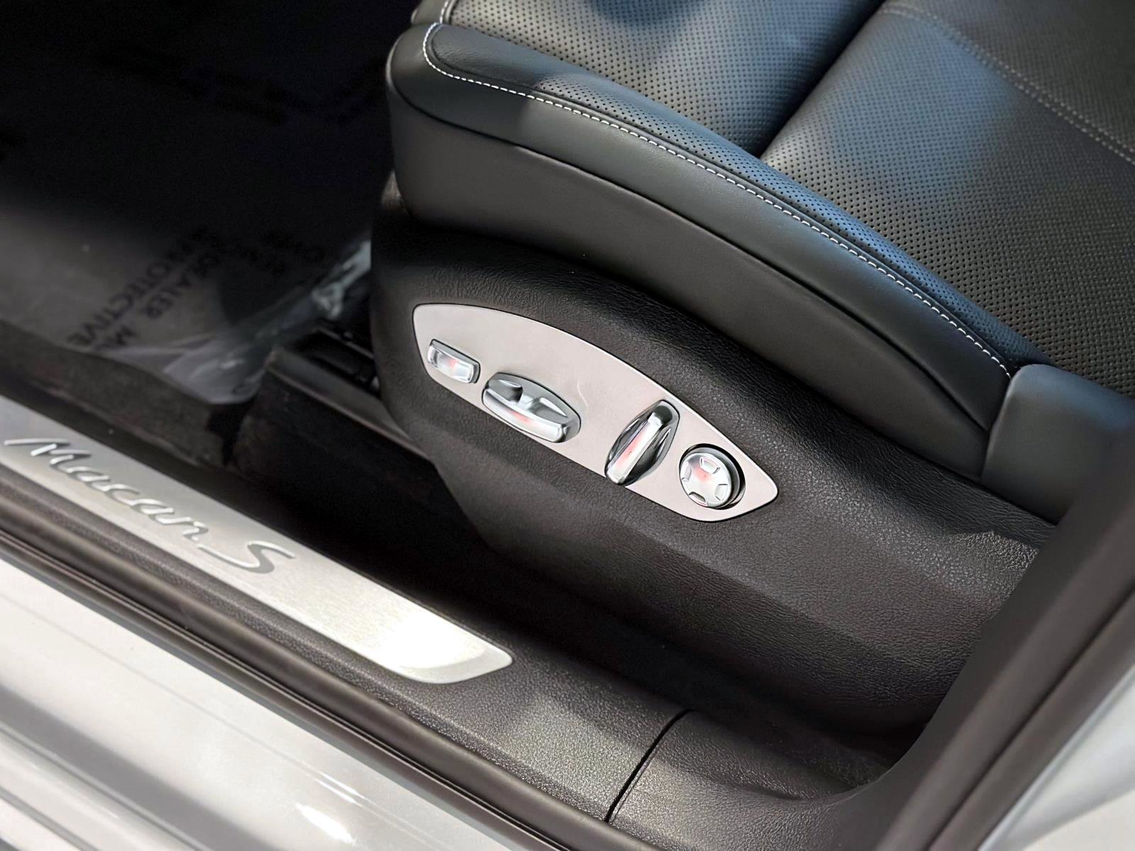 New 2026 Porsche Macan S image 21