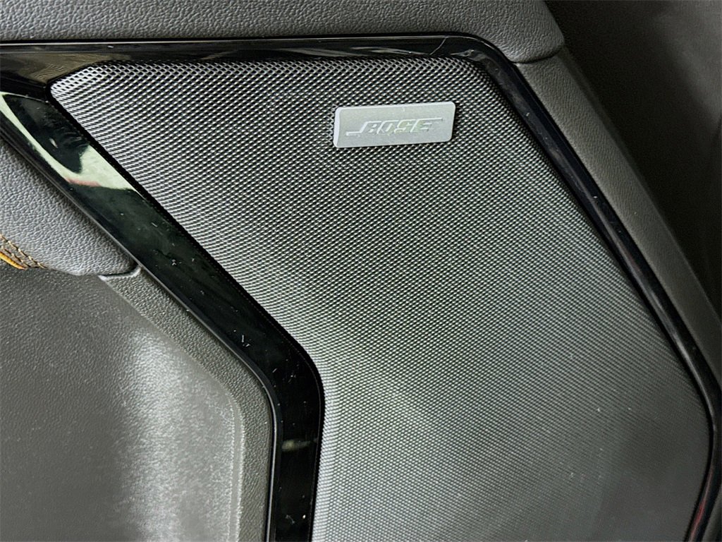 Used 2025 GMC Sierra 1500 AT4 w/ Technology Package image 12