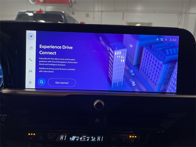 Used 2025 Toyota Crown Signia image 18