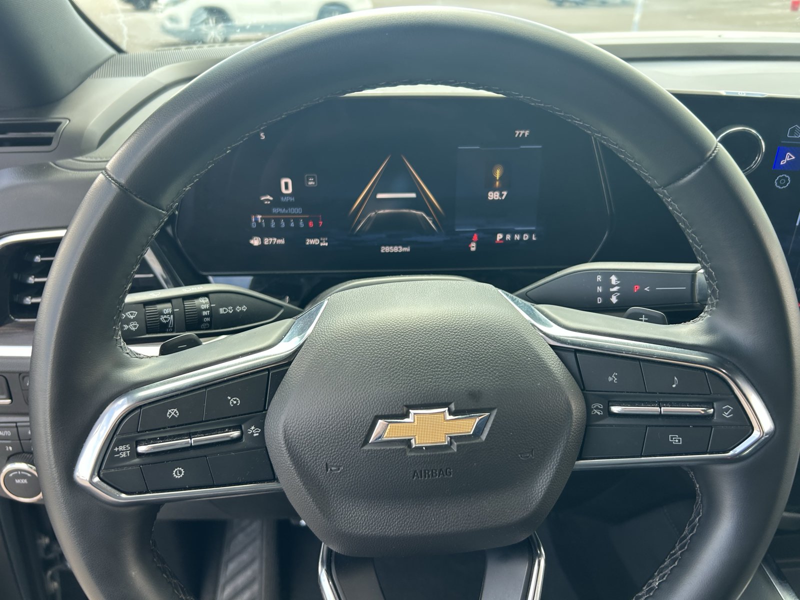 Used 2025 Chevrolet Tahoe LT AWD/4WD image 17