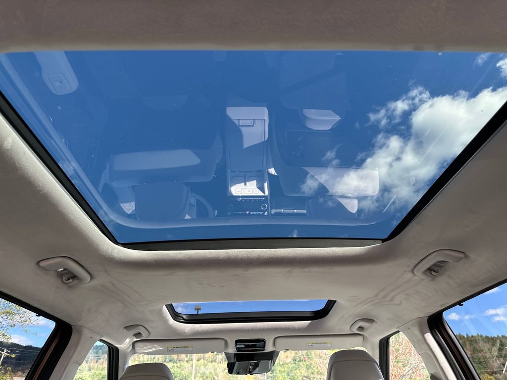 Used 2025 Hyundai Santa Fe Calligraphy image 48