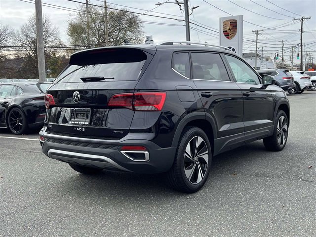 Used 2024 Volkswagen Taos SE image 4