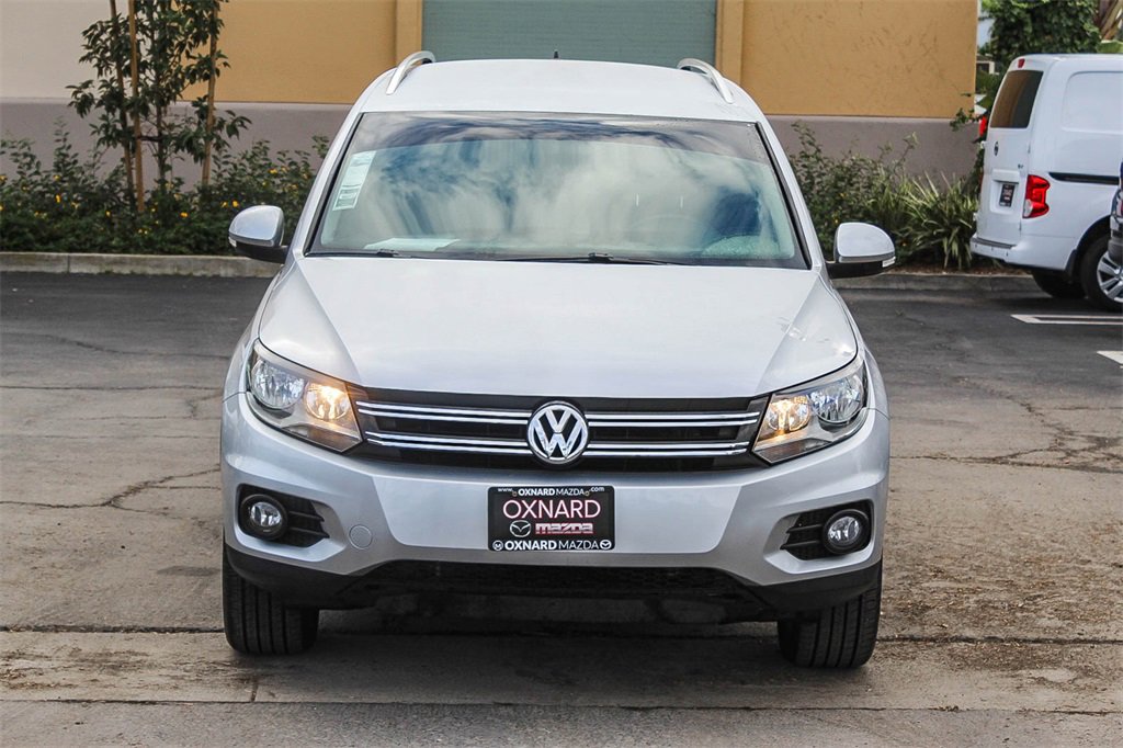 Used 2012 Volkswagen Tiguan SE image 2