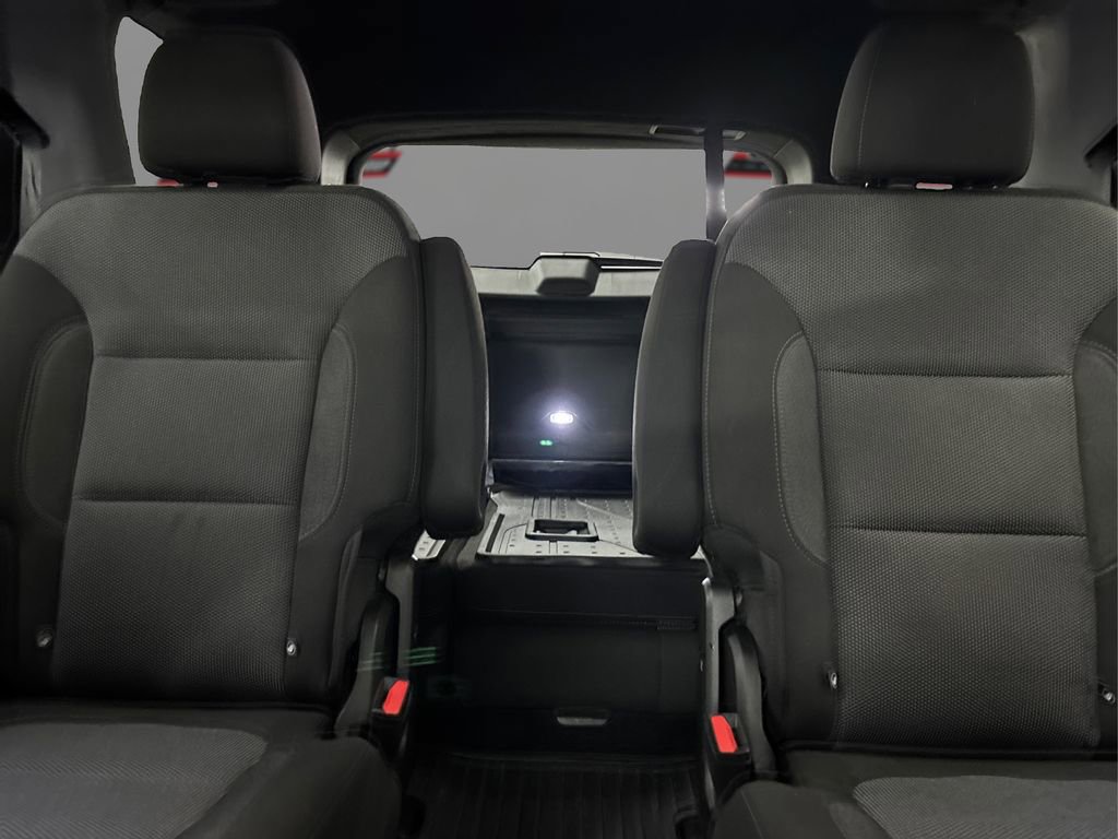 Used 2023 Chevrolet Traverse LT image 19