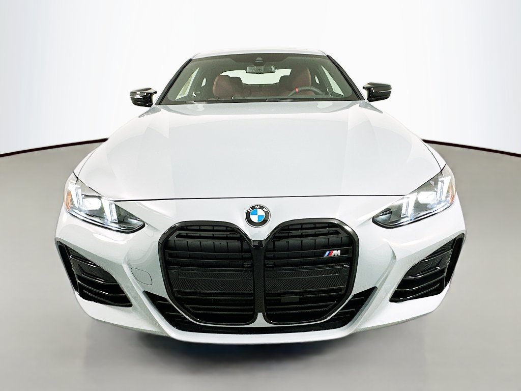 Used 2026 BMW M440i Coupe w/ Premium Package RWD image 2