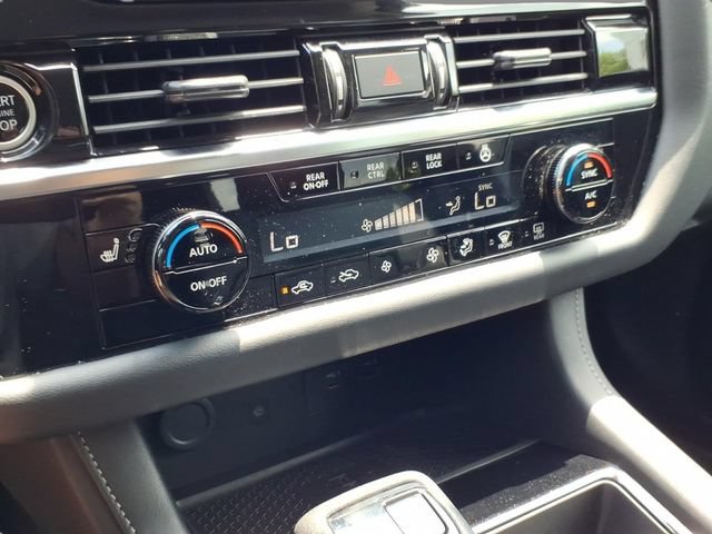 Certified 2023 Nissan Pathfinder SL AWD/4WD image 26