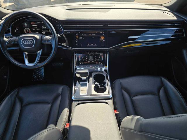 Used 2019 Audi Q8 Premium Plus w/ Premium Plus AWD/4WD image 18