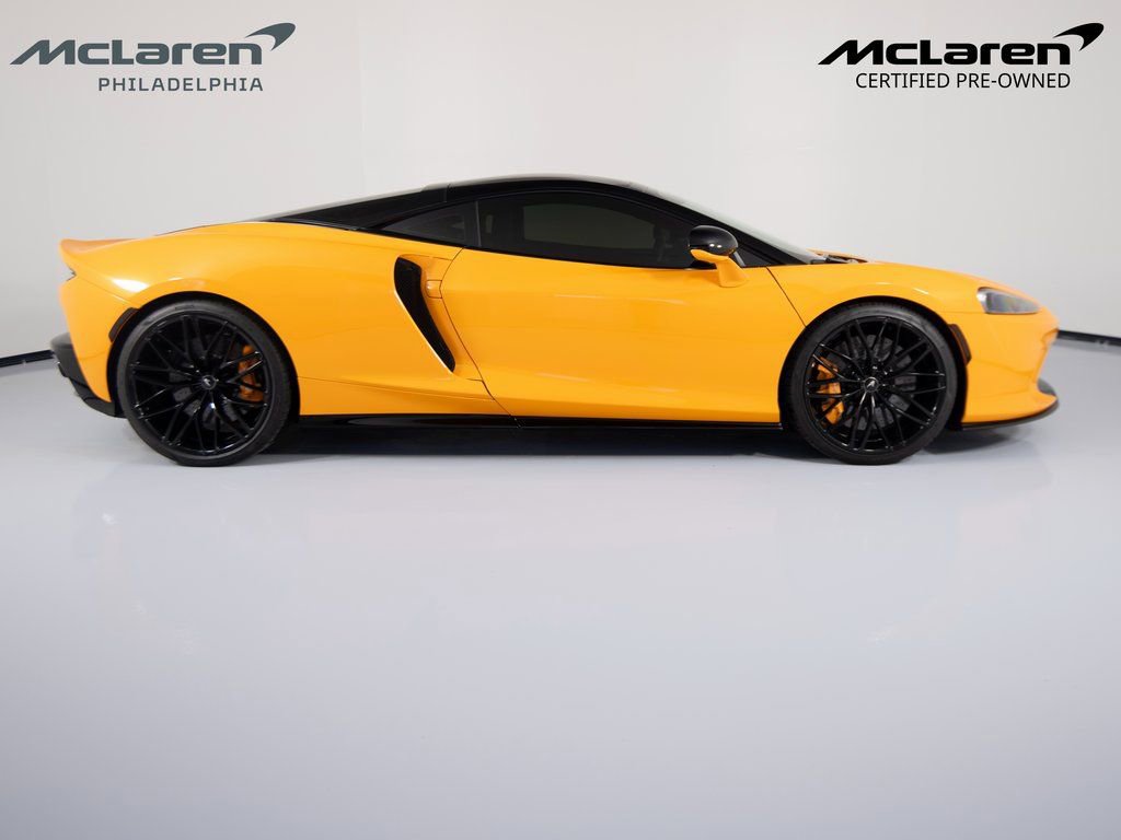 Used 2023 McLaren GT image 4