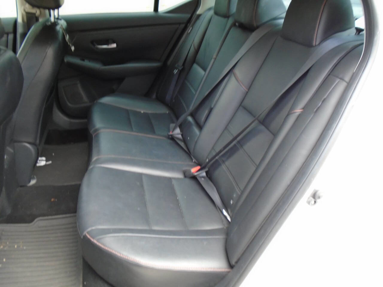 Used 2020 Nissan Sentra SR w/ Premium Package image 8