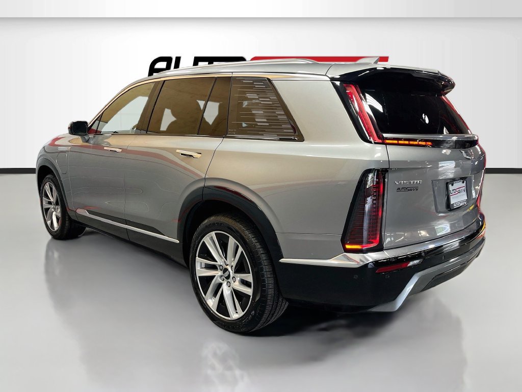 Used 2026 Cadillac Vistiq Luxury AWD/4WD image 5