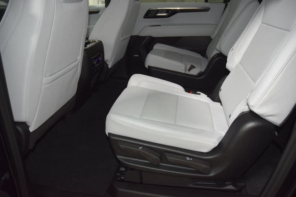 New 2026 Chevrolet Suburban Premier AWD/4WD image 44