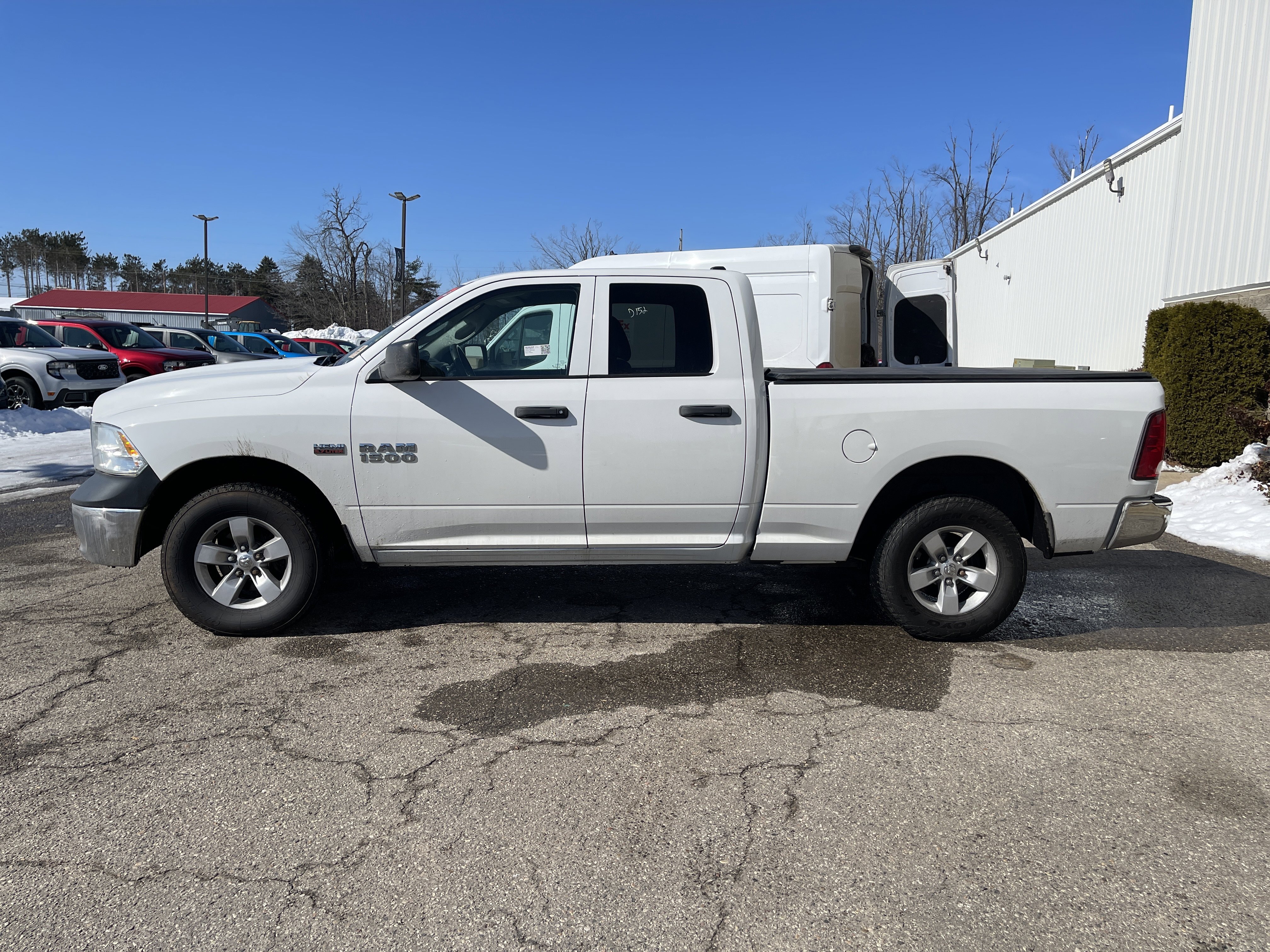 Used 2018 RAM 1500 ST w/ SXT Appearance Group image 6