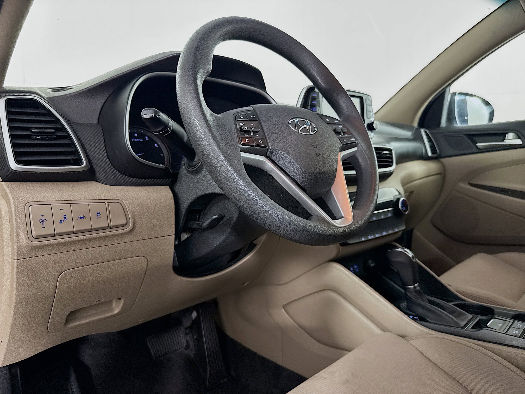 Used 2020 Hyundai Tucson Value w/ Cargo Package image 22