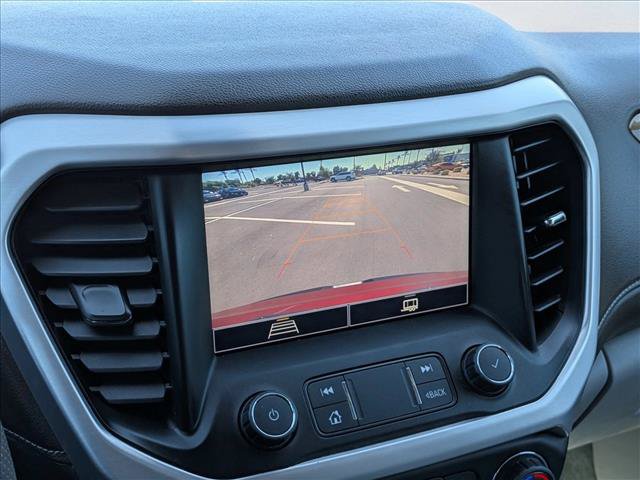 Used 2022 GMC Acadia SLE w/ Driver Convenience Package FWD image 20