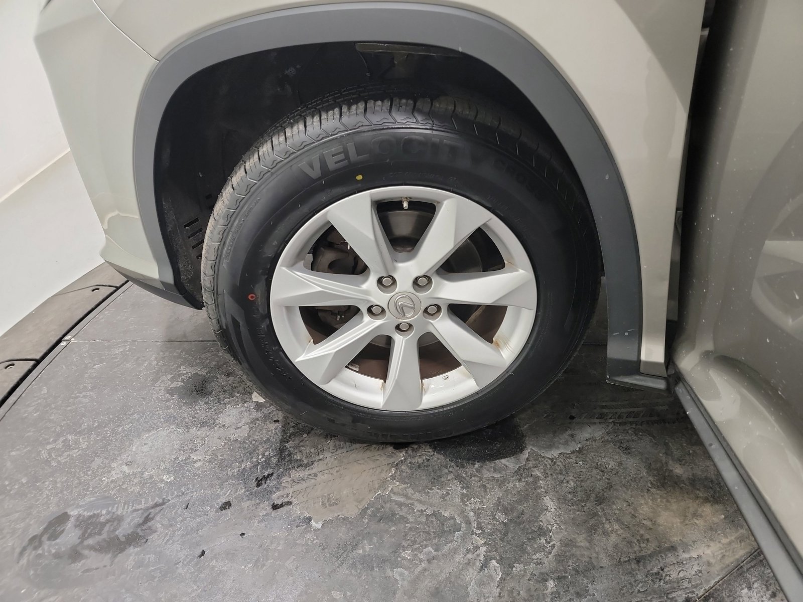 Used 2017 Lexus RX 350 AWD w/ Premium Package image 30