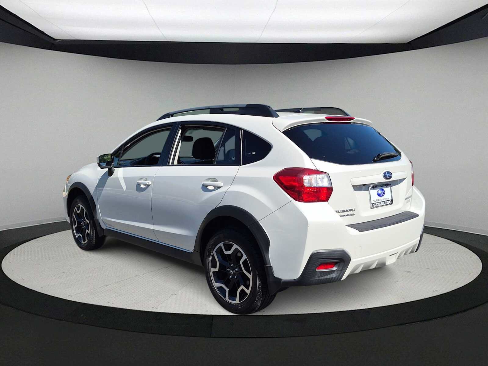 Used 2017 Subaru Crosstrek 2.0i Premium AWD/4WD image 6