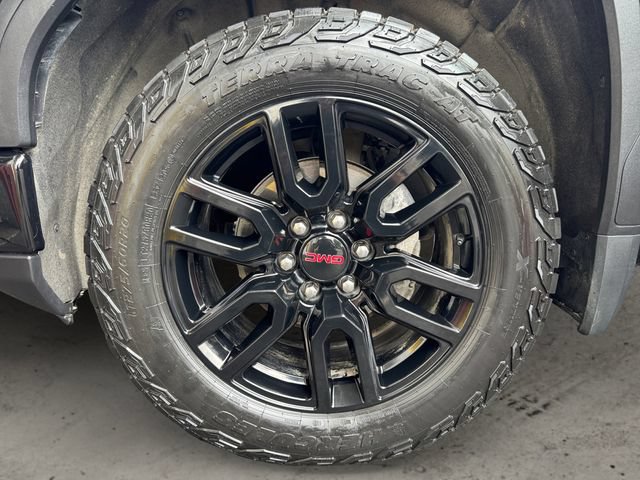 Used 2024 GMC Sierra 1500 Elevation w/ Elevation Premium Package AWD/4WD image 9