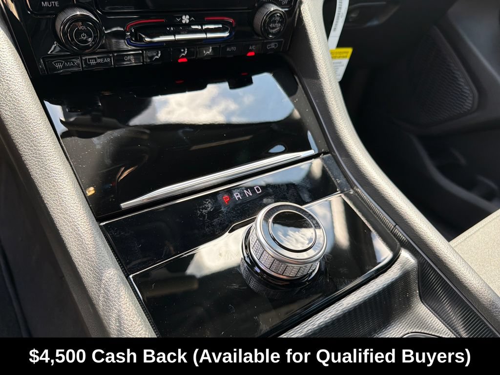 New 2026 Jeep Grand Cherokee Laredo w/ Trailer Tow Package RWD image 30
