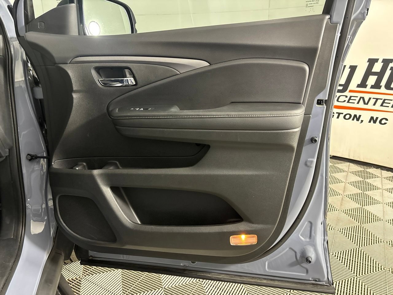 Used 2023 Honda Ridgeline RTL-E image 30