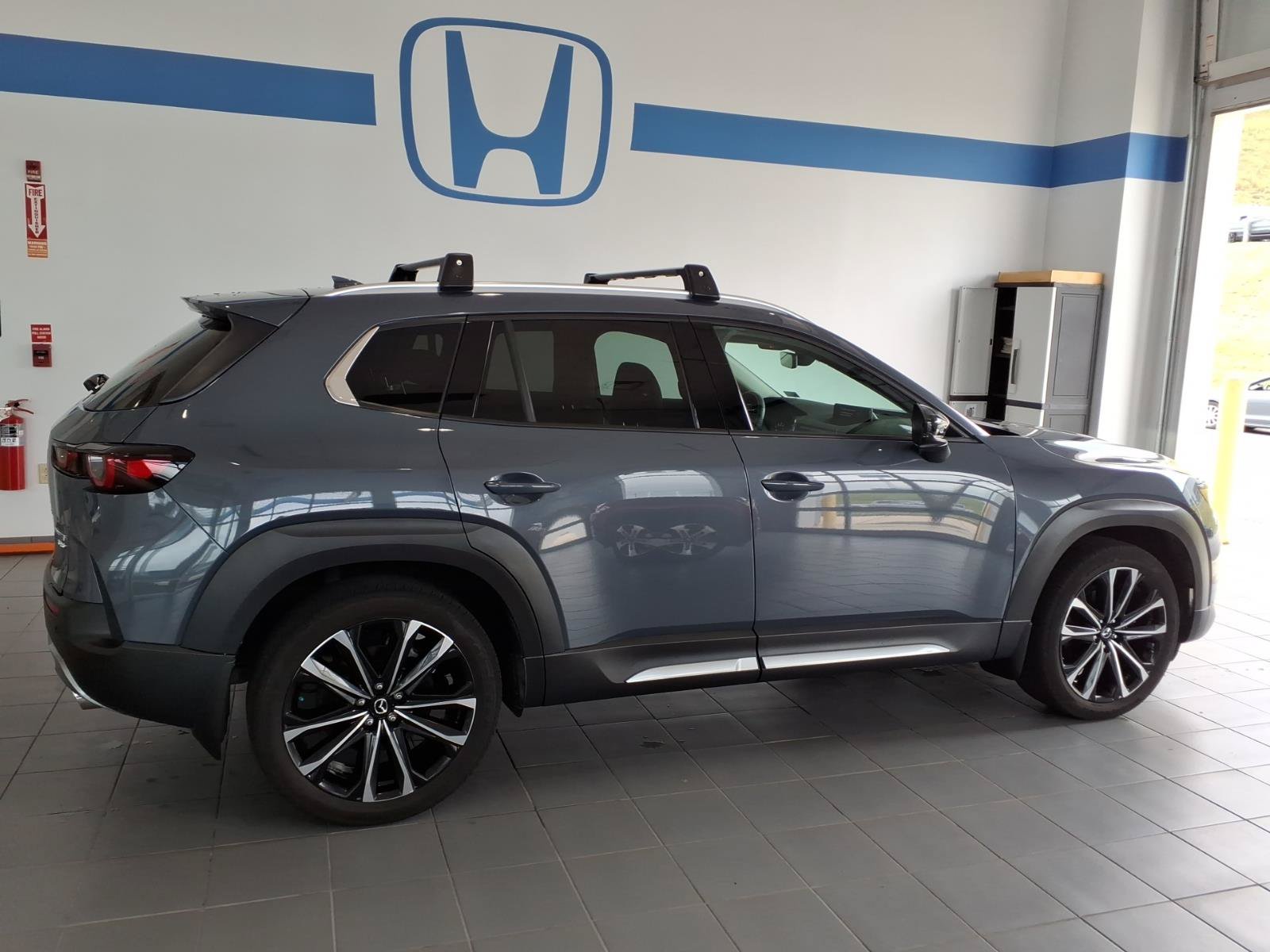 Used 2024 MAZDA CX-50 2.5 Turbo w/ Accent Package AWD/4WD image 4