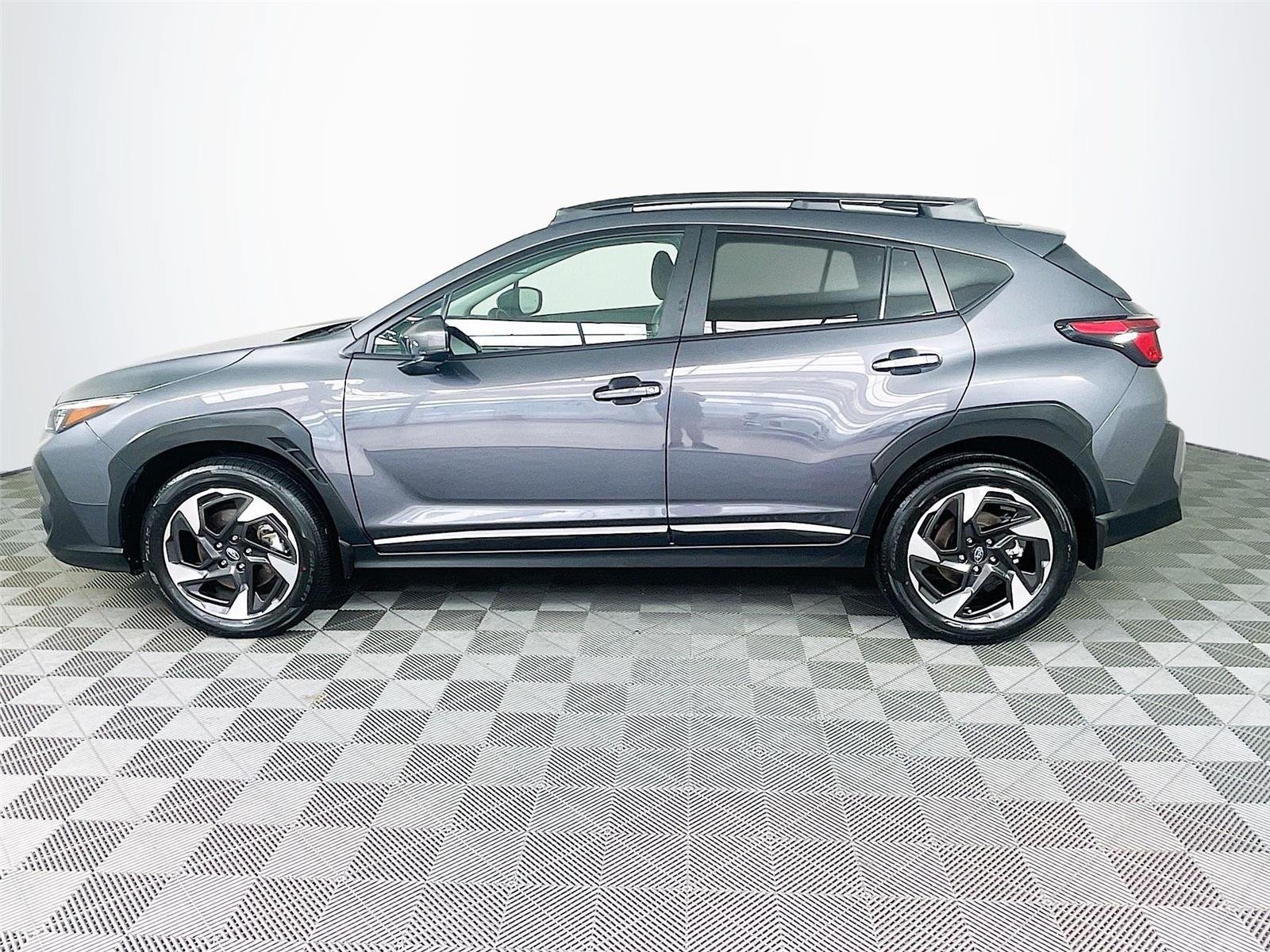 Certified 2025 Subaru Crosstrek 2.5i Limited w/ Crosstrek Mirror Package AWD/4WD image 4