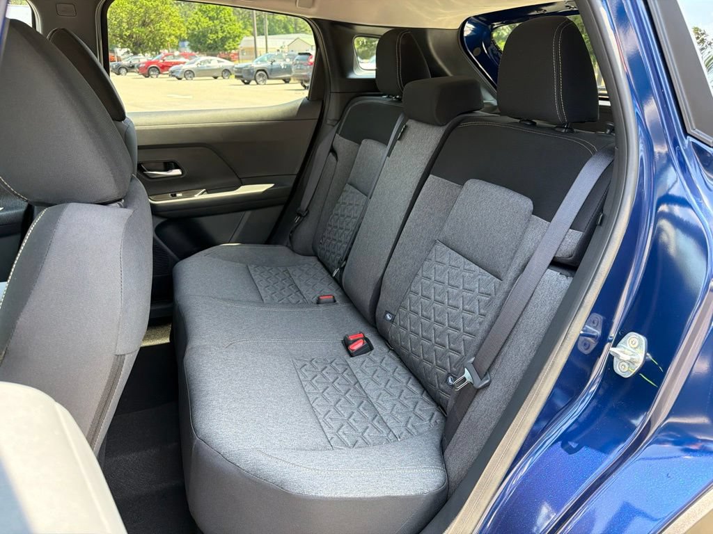 New 2026 Nissan Kicks SV w/ Interior Electronics Package AWD/4WD image 18