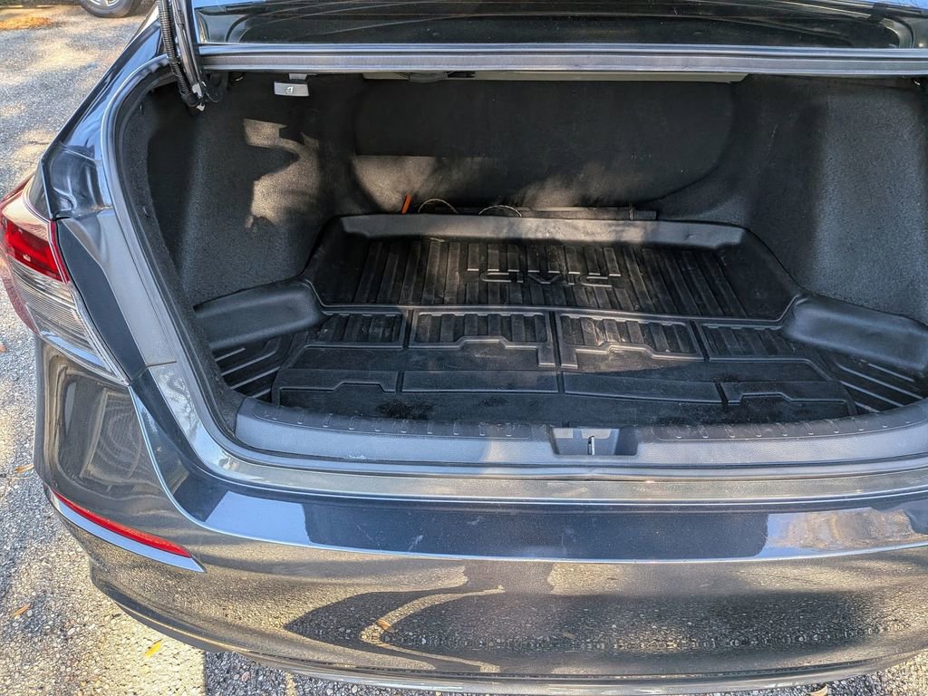 Used 2025 Honda Civic LX image 31